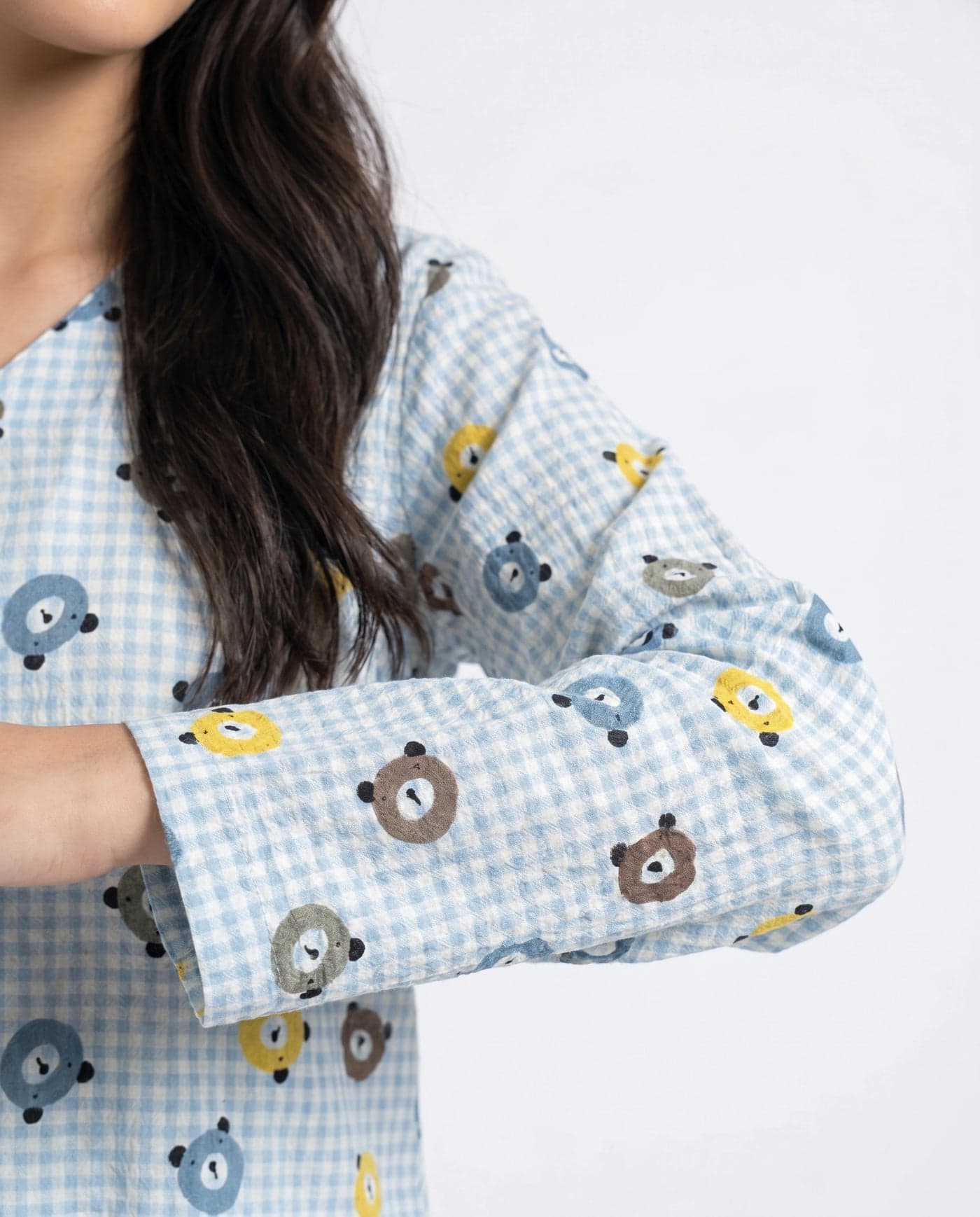 Sky Blue Teddy Bear Print Crinkled Cotton PJ Set for Women - view 6