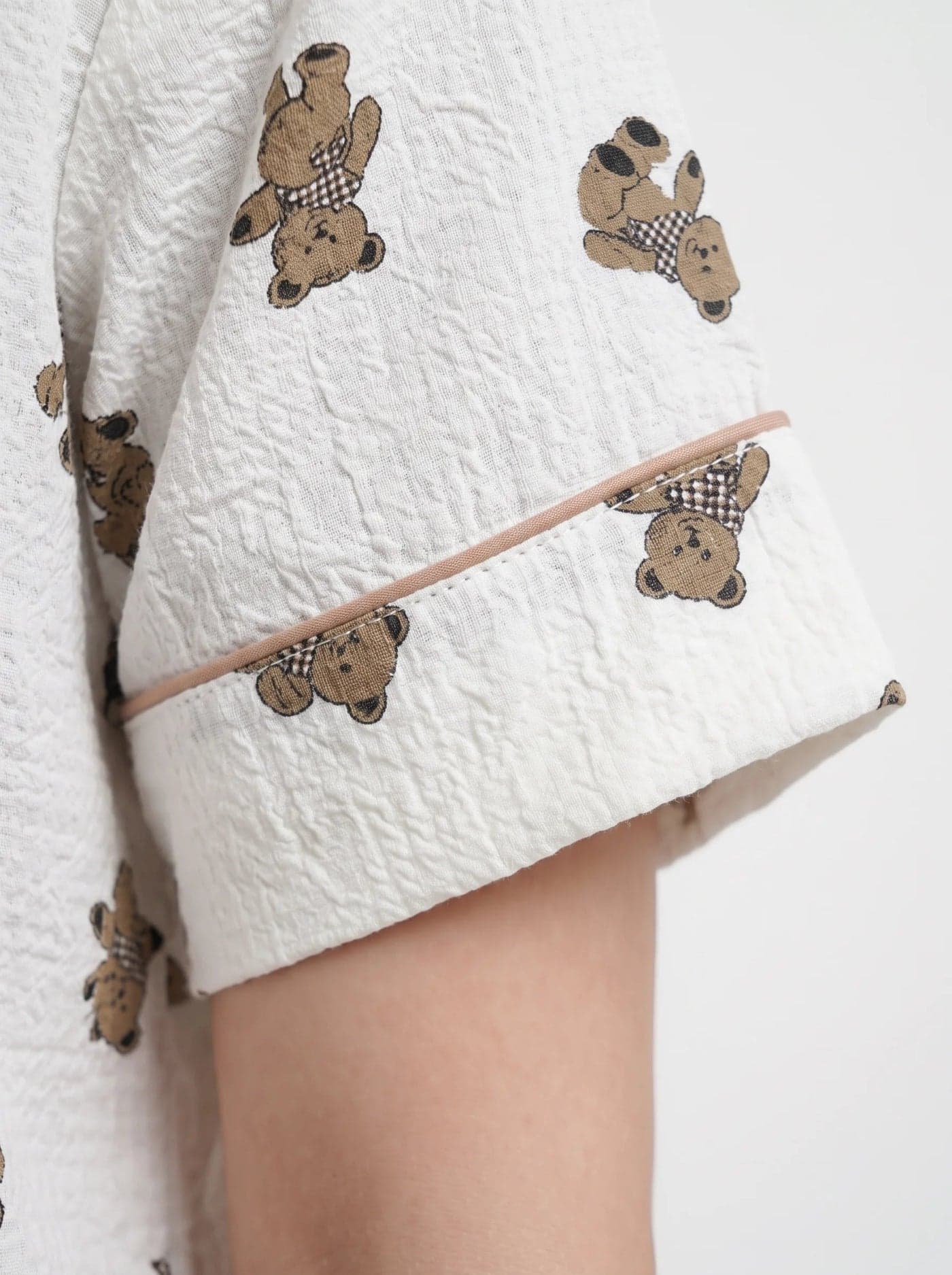 White Teddy Bear Print Crinkled Cotton Shorts PJ Set for Women - view 4