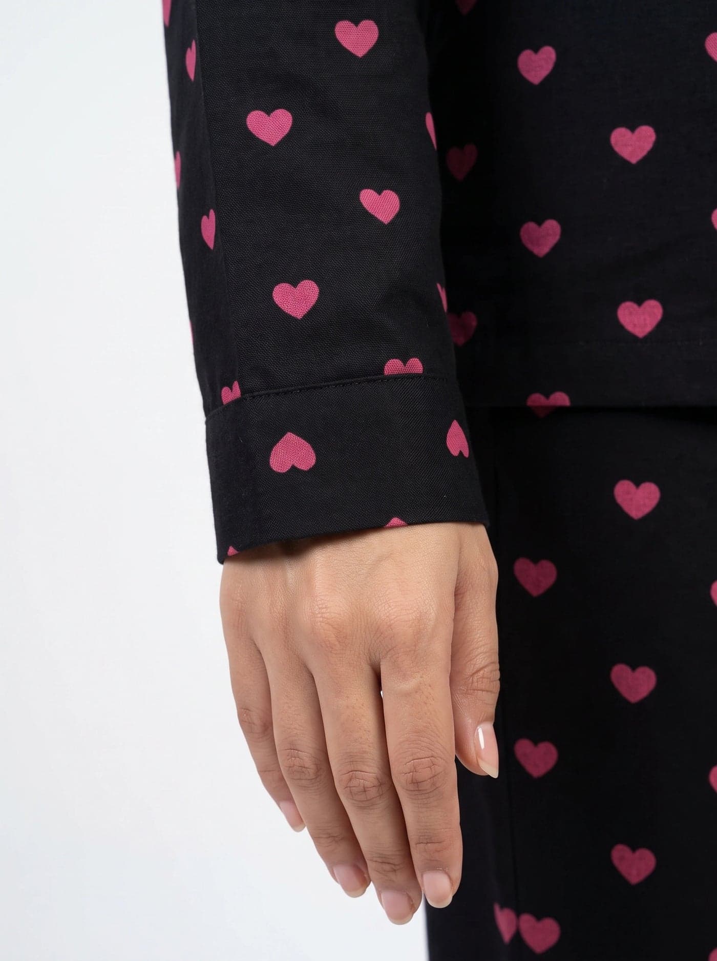 Black and Pink Heart Print Linen PJ Set for Women - view 5