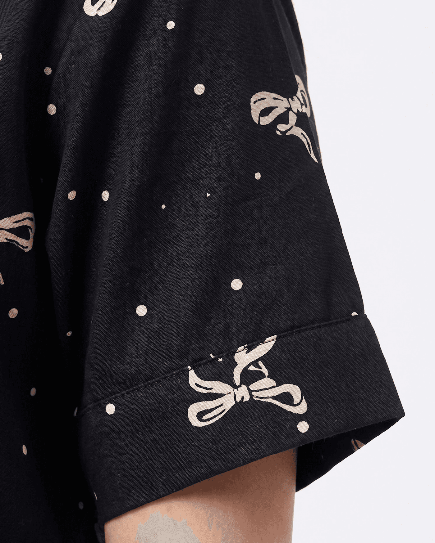 Black and Cream Bow Print Half Sleeve Linen PJ Set for Women - view 7