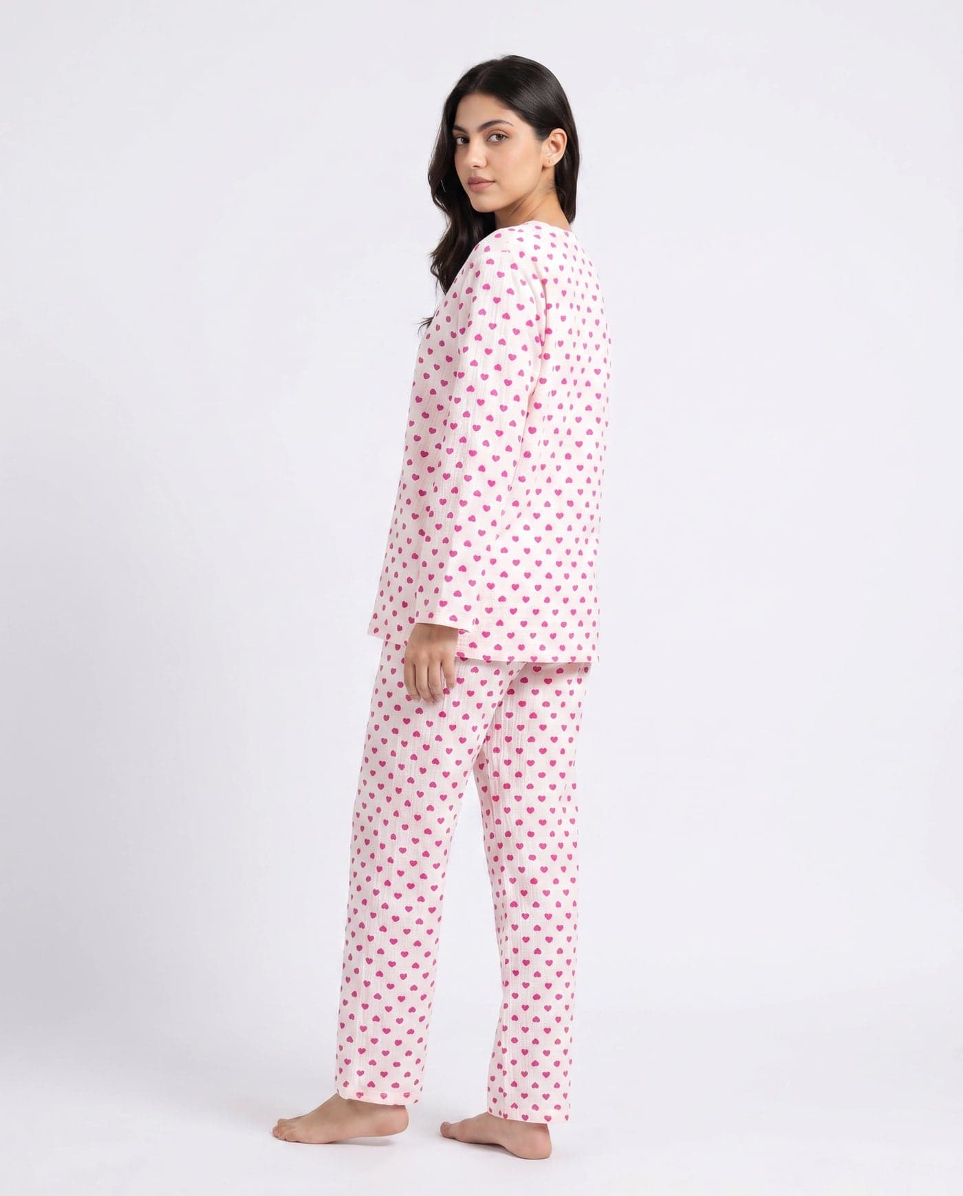 White Heart Print Crinkled Cotton PJ Set for Women - view 4