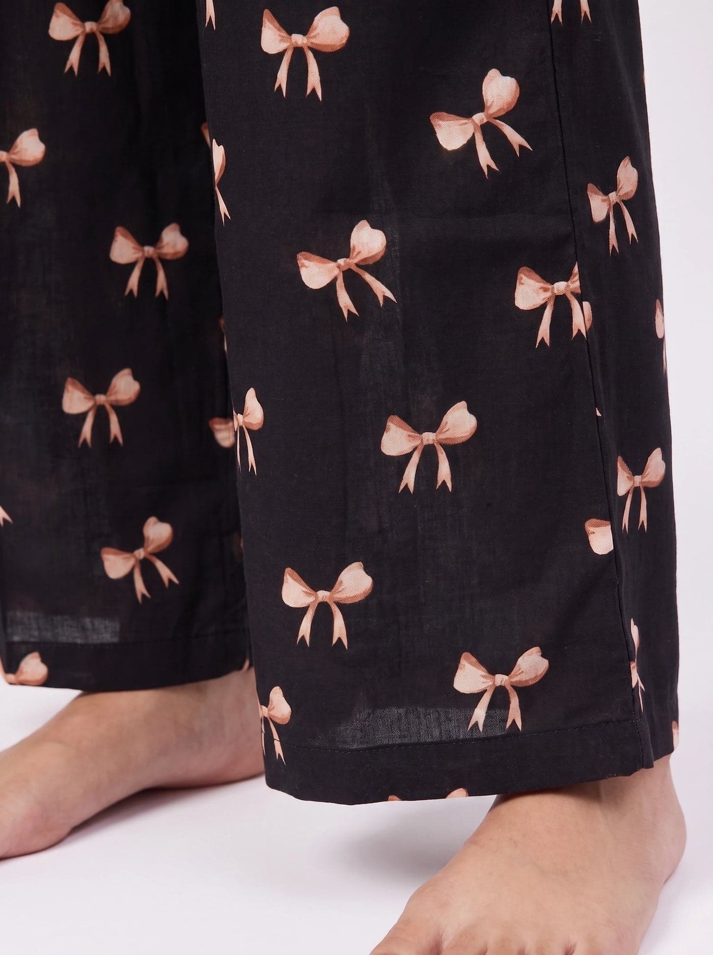 Black and Peach Bow Print Full Sleeve Linen PJ Set for Women - view 6